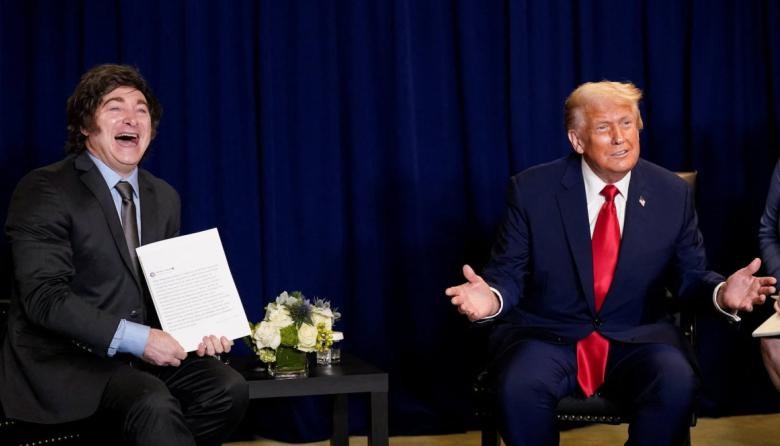 El apoyo de Estados Unidos frenó una baja en la calificación crediticia de Argentina