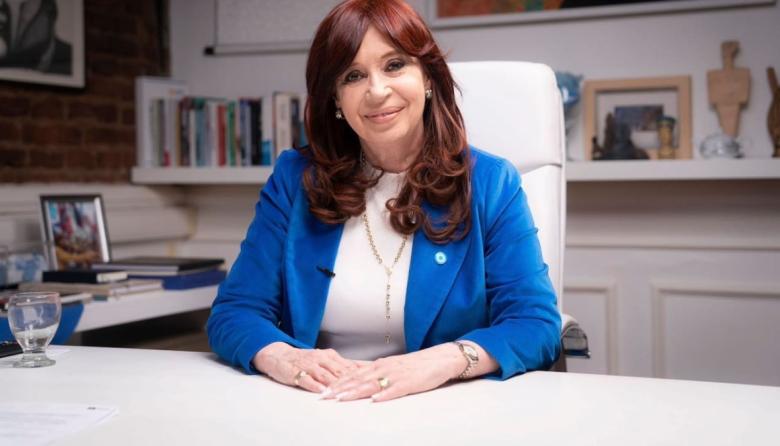 Y no para… insiste… la jueza Alonso Candis desestimó un pedido de CFK para volver a cobrar la pensión de Néstor Kirchner