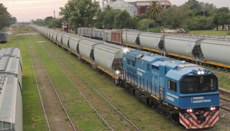 El Gobierno Nacional se reunió con representantes del Grupo México, interesados en comprar los trenes argentinos
