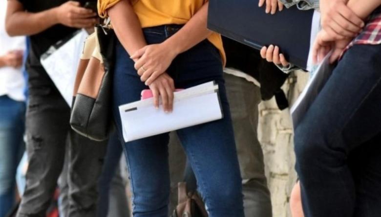 De acuerdo con el INDEC, en el tercer trimestre del 2025, la desocupación cayó un 6,6%