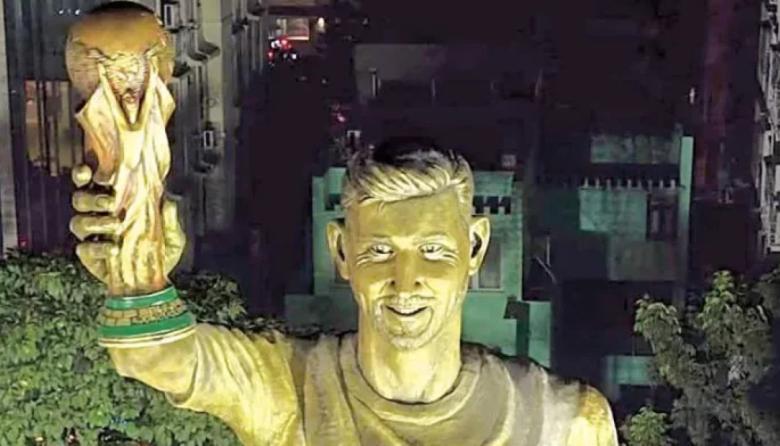 El más grande de todos los tiempos: en la India, preparan una estatua de 21 metros de altura para homenajear a Lionel Messi