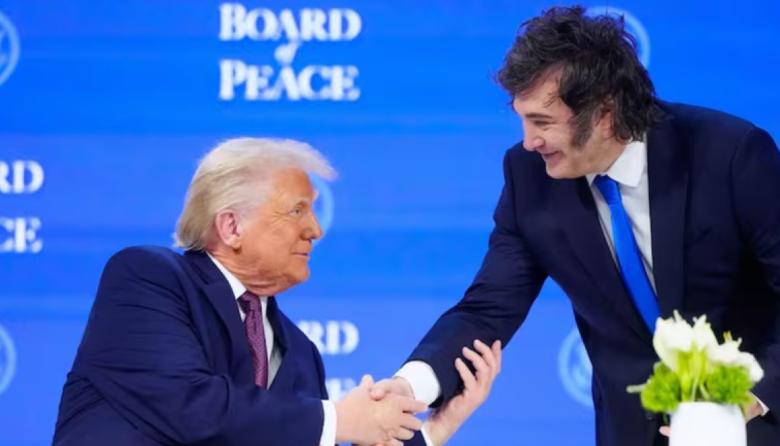 Milei firmó la integración de Argentina al Consejo de Paz creado por Donald Trump: ¡Y le bonificaron los mil palos!