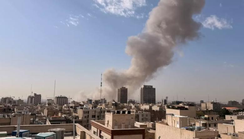 Nuevo ataque en Medio Oriente: Israel confirmó que lanzó una amplia ofensiva contra cuarteles y depósitos de armas del régimen iraní