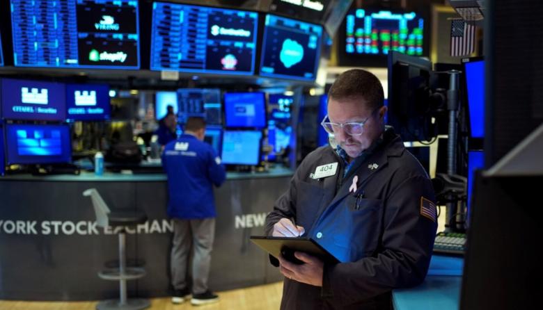 Timba de alto vuelo: bajó el dólar, las acciones argentinas subieron un 7% y el riesgo país cayó 28 puntos básicos