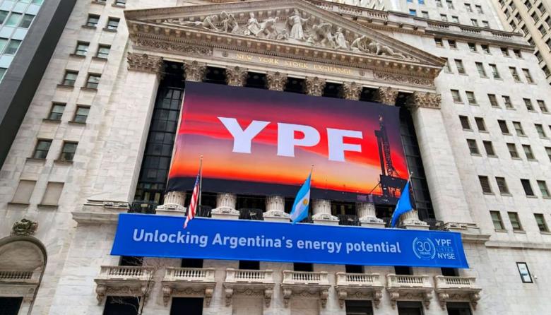 Juicio a YPF: ¡El Gobierno de Milei evitó tener que pagar 16.000 millones de dólares! "Vinimos a arreglar las cagadas del inútil e incompetente de Kicillof” + Cristina…