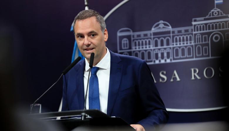 Adorni puso en venta su departamento de La Plata, en medio de la investigación de su evolución patrimonial