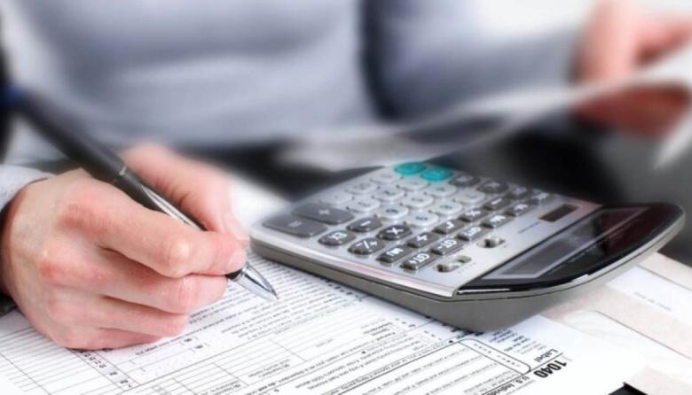 La manera de ponerle plata en el bolsillo a la gente no es con plan platita… Sino quitando impuestos: Jorge Macri anunció la quita de Ingresos Brutos para monotributistas