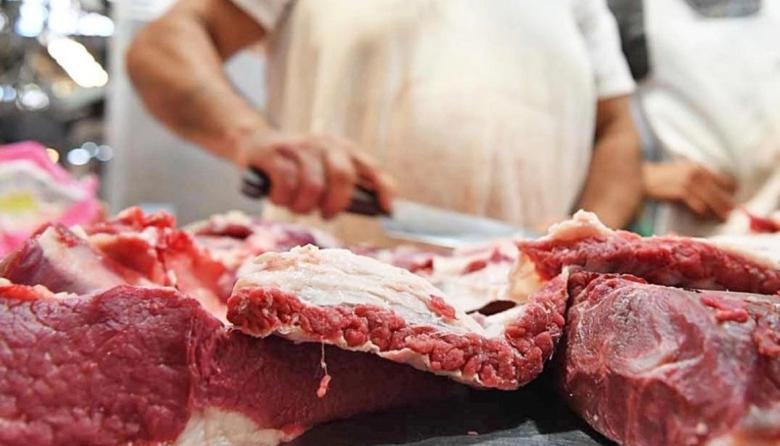 En el último año, la carne aumentó muy por arriba de la inflación: solo en marzo, el consumo por habitante retrocedió 3,7%