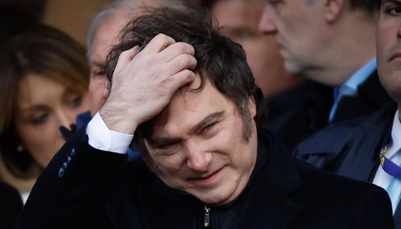 Cuatro meses en baja: según un nuevo relevamiento de la Universidad Torcuato Di Tella, la confianza en el Gobierno Nacional cayó 12,1% en el mes de abril