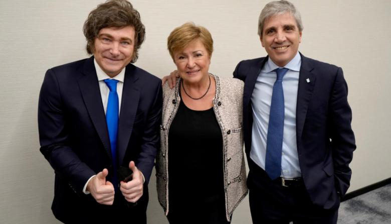 El FMI solicitó al Gobierno Nacional avanzar con una reforma integral que incluya cambios en ganancias, IVA, monotributo y retenciones al agro