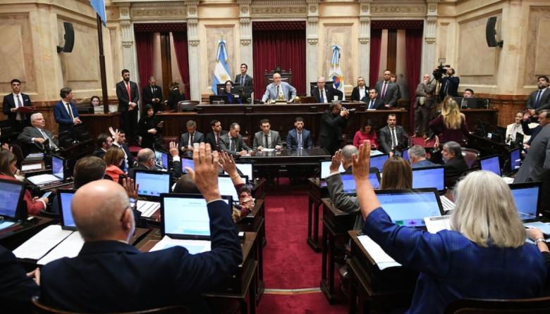 El oficialismo logró posponer una semana la sesión por Manuel Adorni en el Senado: y podrá ser interpelado el 2 de julio… Si no se va o no lo van antes