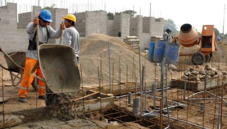 Según el INDEC, en mayo, la construcción y la industria mostraron una mejora del 6,3% y del 0,4% mensual
