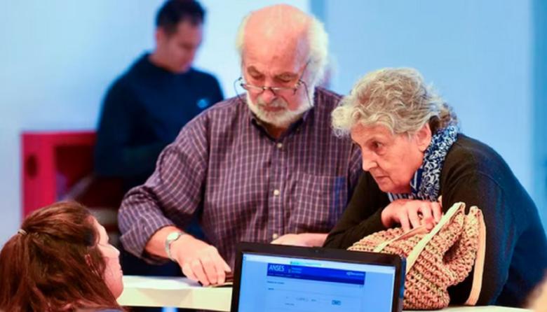 Crece la morosidad en adultos mayores: así lo reveló un informe del Banco Provincia
