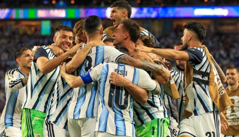 En clave Mundial: La Scaloneta ya está en Octavos; sufrió, pero venció a Cabo Verde por 3 a 2