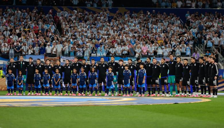 En clave Mundial: hoy la Scaloneta se juega un pleno ante Cabo Verde y ayer Portugal pasó a Octavos gracias a fallos polémicos contra Croacia