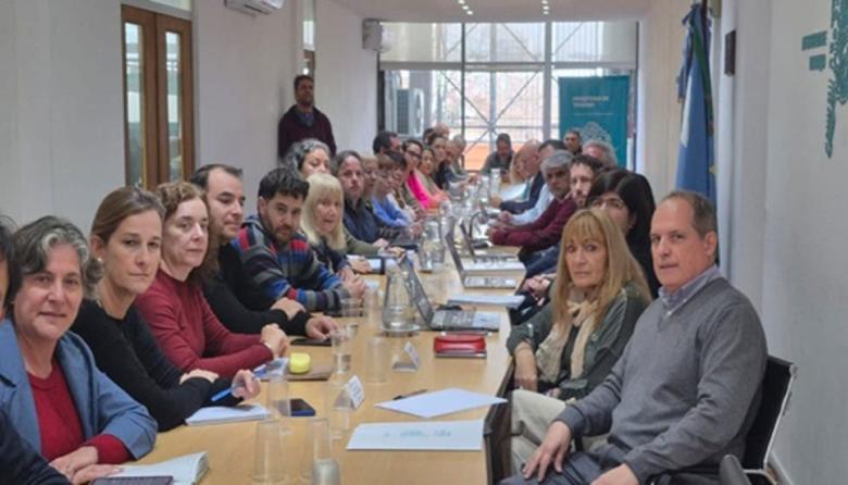 El Gobierno de la provincia de Bs. As. acordó un aumento del 7% para los docentes