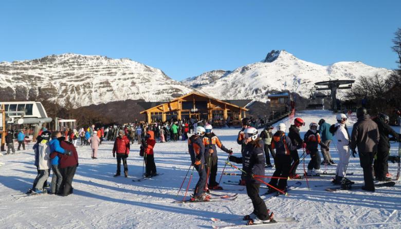 Un informe de CAME, da cuenta que, en estas vacaciones de invierno, viajaron casi un 6% más de turistas que el año pasado