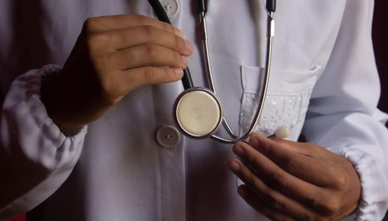 Por el hiper ajuste de Milei, 2 millones de personas quedaron sin cobertura médica