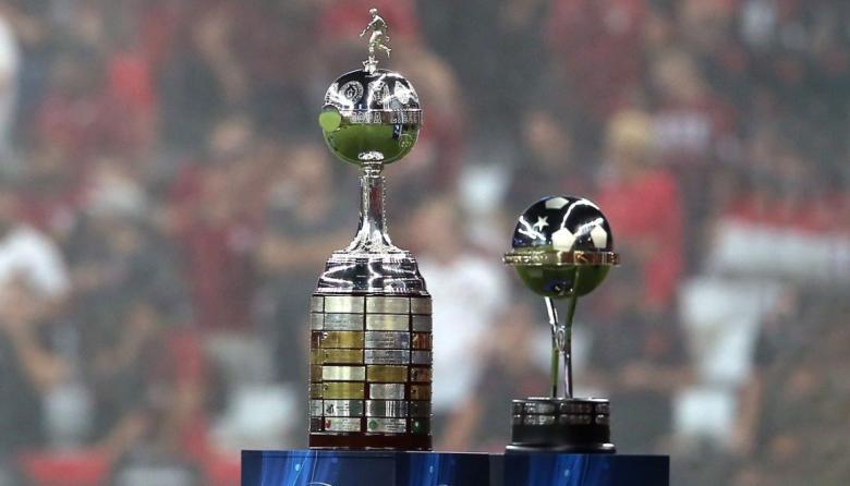 Fútbol para todos: Estudiantes de La Plata y Boca jugarán las semifinales de la Libertadores y de la Sudamericana, respectivamente