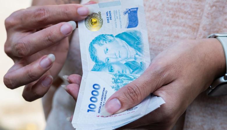 Un informe del INDEC reveló que, en julio, los salarios registrados experimentaron un aumento del 2,5%