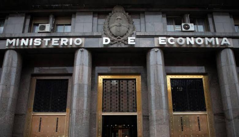 Las provincias aumentaron su gasto en un 8,9% y postergan la baja de impuestos