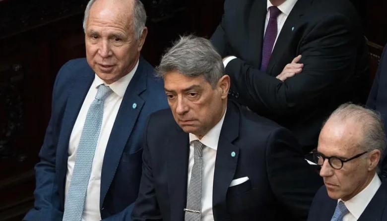 Y de repente… La Corte Suprema suspendió el artículo del DNU 70 que derogaba la Ley de Tierras