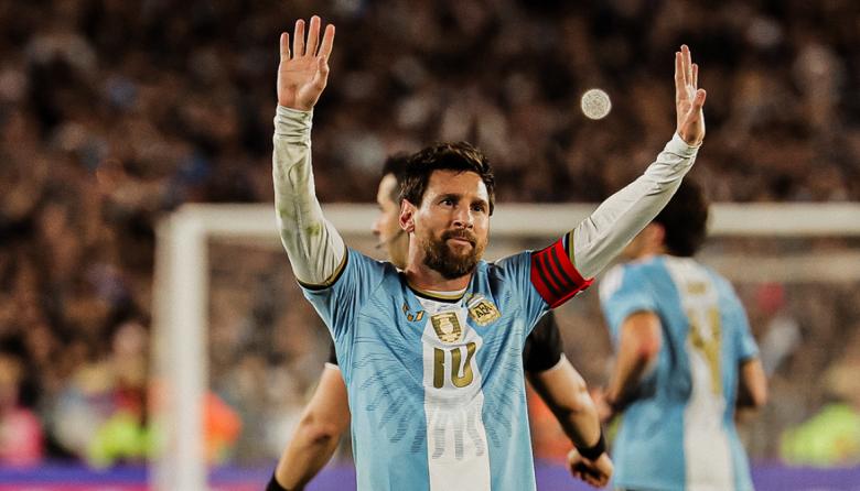 ¡La noche mágica de Messi! Un extraterrestre que normalizó lo extraordinario superando a Pelé, Maradona, Di Stéfano, Cristiano Ronaldo y a todos