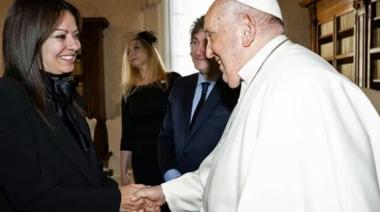 El Papa estratégico: luego de haber recibido primero a la CGT, Pettovello tuvo que esperar, pero fue recibida por Francisco