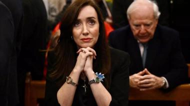 Victoria Villarruel fue abucheada en Flores: la vicepresidenta de la Nación se presentó en la Basílica para homenajear al papa Francisco