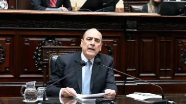 Francos y su llamativa y abrupta salida repentina del Senado: reconoció que tomó él la decisión de no permanecer “ante las faltas de respeto”