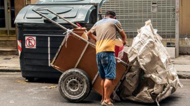 Milei bajó la pobreza como nadie en la historia: de 52% a 31,6% en apenas un año y medio de gestión… Supera en porcentaje y tiempo récord a todos