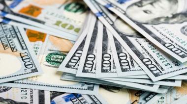 Bajo un escenario pre-electoral, el dólar picó en punta y cerró a $1.515