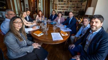 Bingo para CFK que cada vez baila menos: está presa por Vialidad, la Justicia comenzó a recuperar lo robado y ahora le restringen las visitas… Además, en medio de la causa “Cuadernos”