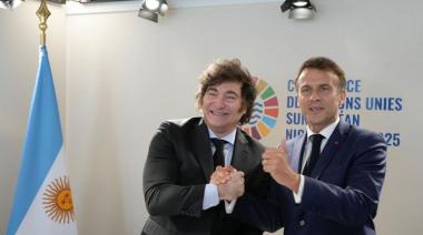 Javier Milei confirmó que el Gobierno está gestionando la compra de submarinos y buques a Francia