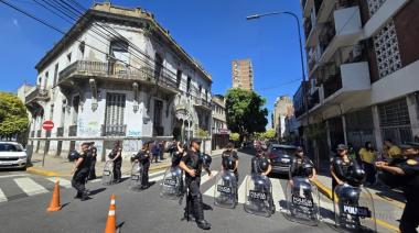 ¡Afuera! La Policía de la Ciudad continúa recuperando espacios de propiedad privada: esta vez recuperó un inmueble que estaba invadido desde hace seis años en Once