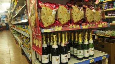 Lo que aún no resucita es el bolsillo… Este año, la Canasta Navideña aumentó un 27%