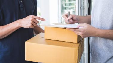 Como todo en la Argentina es caro, las compras en el exterior volvieron a marcar un récord: luego de que el courier creciera un 300% en el 2025