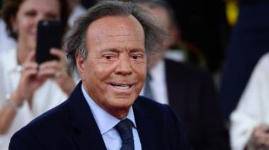 Julio Iglesias se olvidó de vivir: acusado de violencia de género, salió públicamente a defenderse