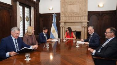 Capital Humano acordó con Santa Fe y Corrientes los pagos de las importantes deudas que ANSES tiene con ambas provincias