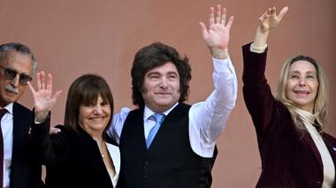 Patricia Bullrich presentó su renuncia como presidenta del bloque de LLA en el Senado y Milei no la aceptó