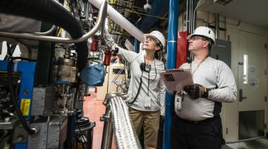 Un informe de la UIA da cuenta de que, en abril, el 38% de las empresas industriales registraron una caída de producción