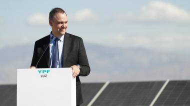 Manuel Adorni renunció al directoria de YPF y su secretaria privada declaró en Comodoro Py, donde confirmó que hizo más compras millonarias