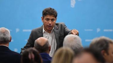 Axel Kicillof se reunió con diputados y senadores bonaerenses para ponerlos al tanto de los próximos pasos del Movimiento “Derecho al Futuro”