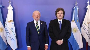 Los Estados están por encima de las disputas entre políticos: sin embargo, cuando Lula visitó a una CFK presa, Milei no retiró a su embajador en Brasil
