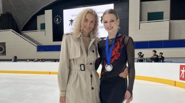 Alexandra Trusova, medallista olímpica de plata 2022, volvió a competir en los escenarios ISU