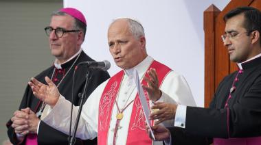 ¿Darán los tiempos para que pueda venir a la Argentina? Operan de urgencia al Papa León XIV