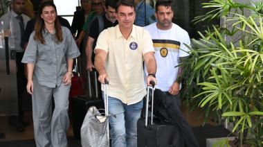 Bolsonaro llegó a USA y recibirá asilo político: agradeció a Trump y a Milei por ayudarlo a salir de Brasil