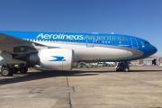 Sin La Cámpora al mando, Aerolíneas Argentinas registra nuevamente resultados positivos: $169.012 millones en el primer trimestre de 2025