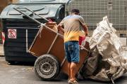 Milei bajó la pobreza como nadie en la historia: de 52% a 31,6% en apenas un año y medio de gestión… Supera en porcentaje y tiempo récord a todos