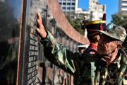 ¡Al fin una a favor de los militares! Ya que siempre los gobiernos populistas jugaron a favor de los terroristas: el de Milei, prepara un sistema de beneficios para militares y sus familiares